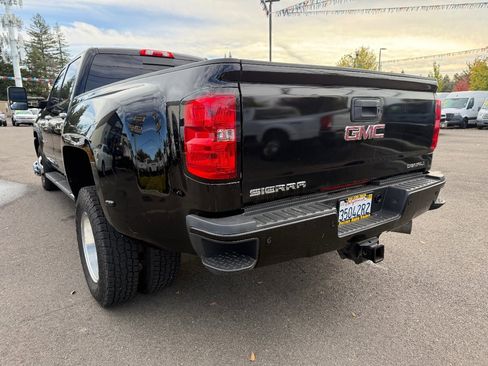 Used 2019 GMC Sierra 3500 Denali w/ Duramax Plus Package image 5