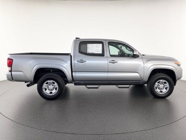 Used 2022 Toyota Tacoma SR AWD/4WD image 7