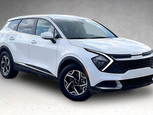 Used 2023 Kia Sportage LX image 21