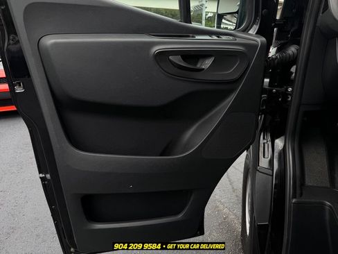 Used 2019 Mercedes-Benz Sprinter 2500 image 21