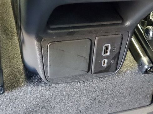 Certified 2023 Buick Encore GX Preferred w/ Cold Weather Comfort Package FWD image 10