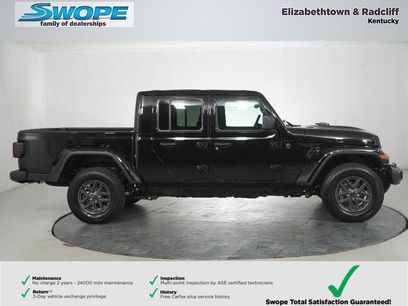 New 2025 Jeep Gladiator Sport