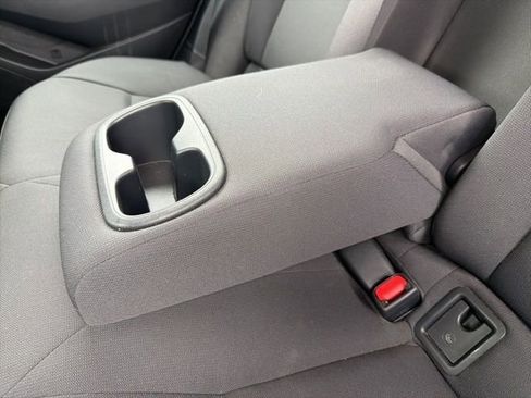 Used 2024 Toyota Corolla LE image 23