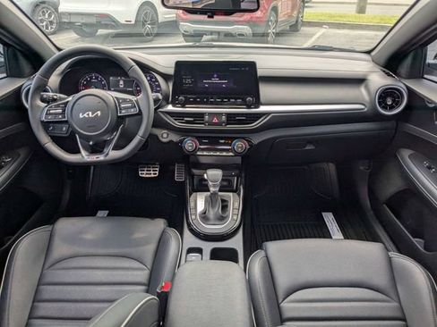 Used 2024 Kia Forte GT-Line w/ GT-Line Premium Package FWD image 12