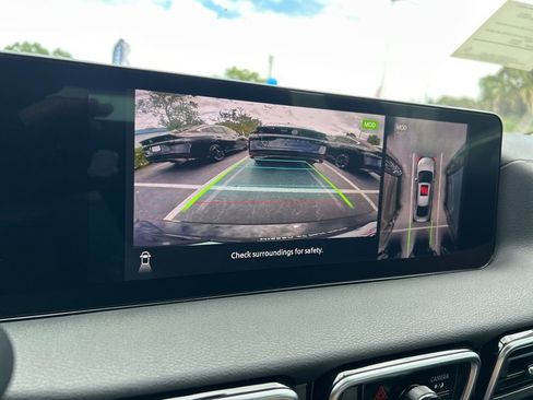 New 2026 Nissan Sentra SR w/ SR Premium Package FWD image 36