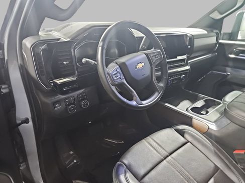 Certified 2024 Chevrolet Silverado 2500 High Country w/ High Country Premium Package AWD/4WD image 19