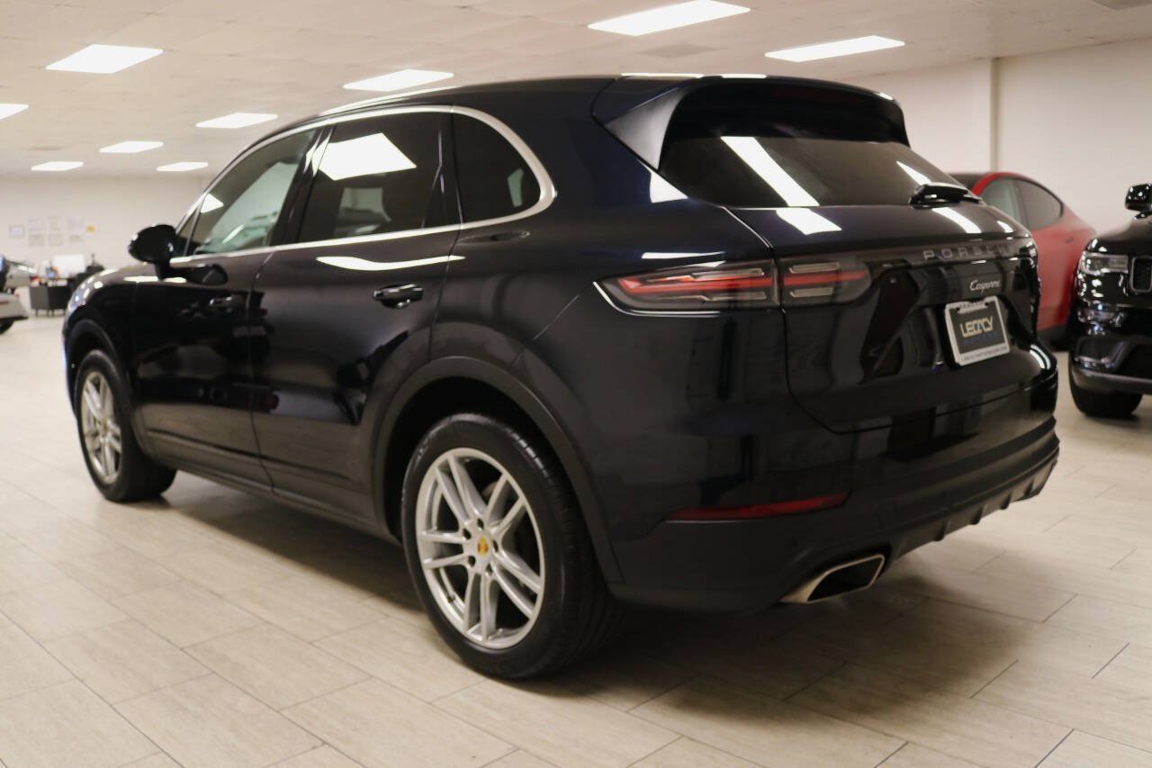 Used 2020 Porsche Cayenne Turbo AWD/4WD image 7