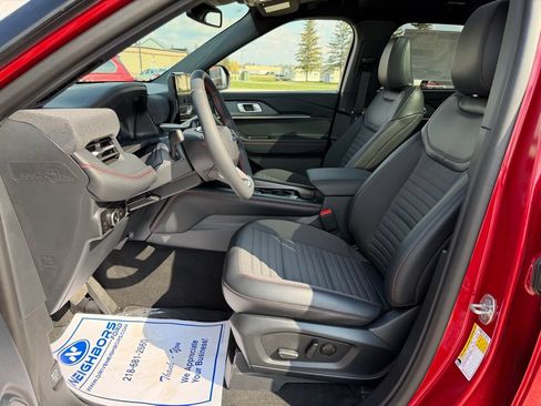 New 2026 Ford Explorer ST-Line w/ ST-Line Street Pack AWD/4WD image 12