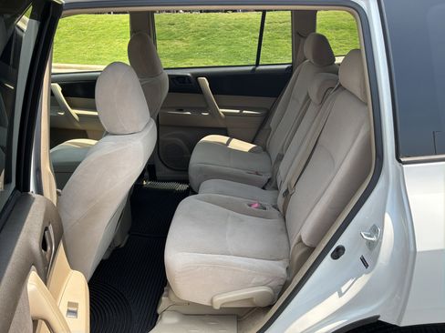 Used 2009 Toyota Highlander 2WD image 28