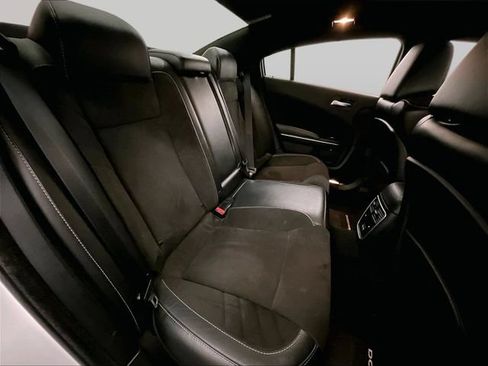 Used 2015 Dodge Charger SRT w/ Harman/Kardon Audio Group RWD image 27