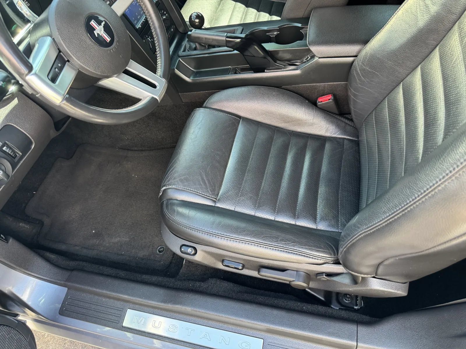 Used 2007 Ford Mustang GT Premium RWD image 10