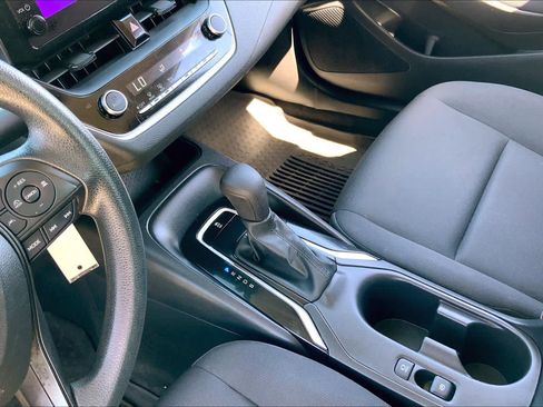 Used 2023 Toyota Corolla LE image 16