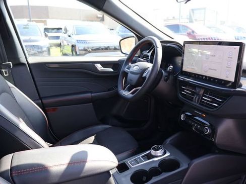 Used 2023 Ford Escape ST-Line Select w/ Tech Pack #2 AWD/4WD image 18