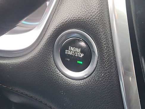 Used 2020 Chevrolet Traverse RS image 27