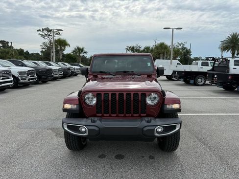 Used 2022 Jeep Gladiator Sport AWD/4WD image 8