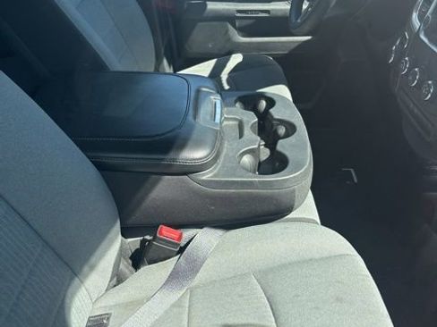 Used 2024 RAM 1500 Classic SLT AWD/4WD image 10