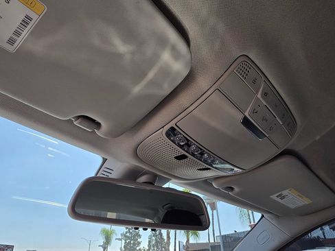Used 2017 Mercedes-Benz C 300 Sedan image 36
