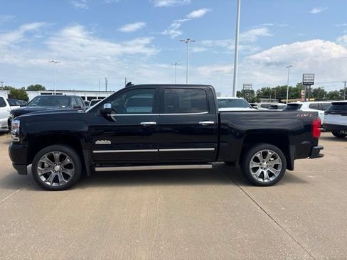 Used 2018 Chevrolet Silverado 1500 High Country AWD/4WD image 6