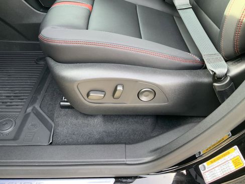 New 2026 Chevrolet Traverse RS w/ LPO, Floor Liner Package image 33