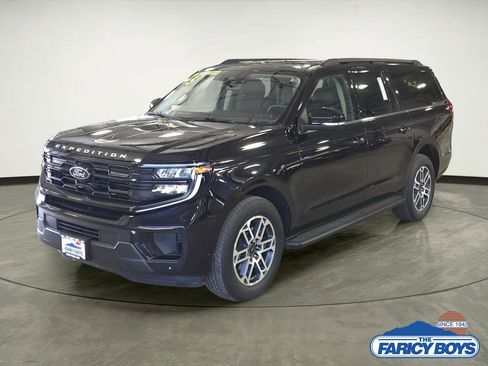 Used 2025 Ford Expedition Max Active AWD/4WD image 1