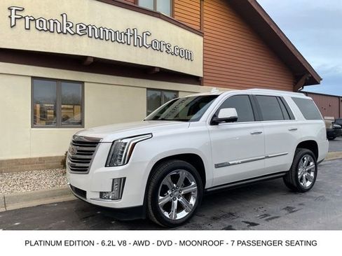 Used 2016 Cadillac Escalade Platinum image 2