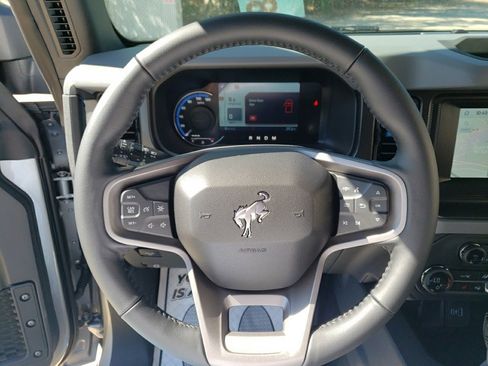 New 2023 Ford Bronco Black Diamond image 32