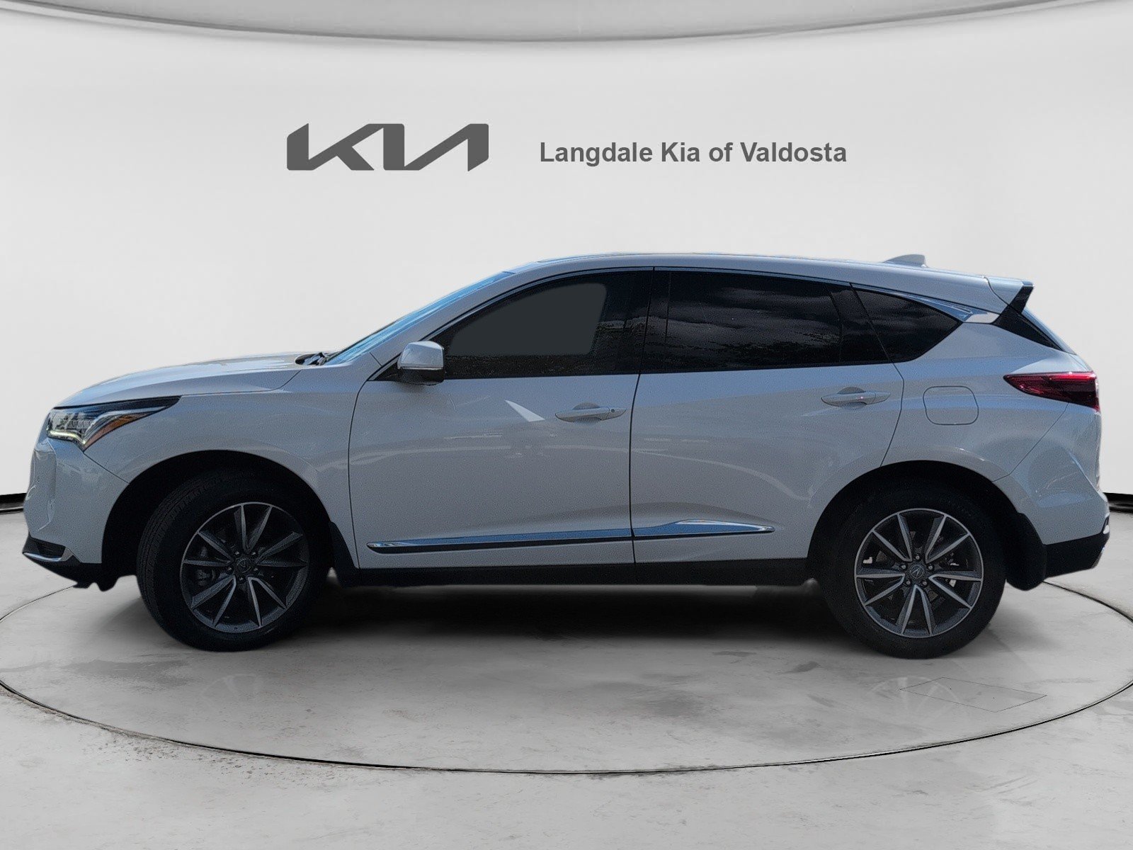 Used 2024 Acura RDX w/ Technology Package AWD/4WD image 10