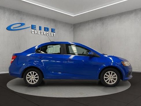 Used 2017 Chevrolet Sonic LT FWD image 15