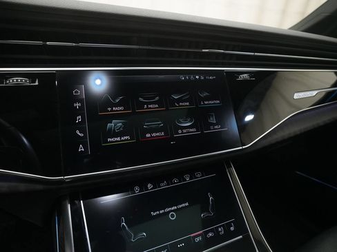 Used 2020 Audi Q7 3.0T Prestige w/ Prestige Package AWD/4WD image 6