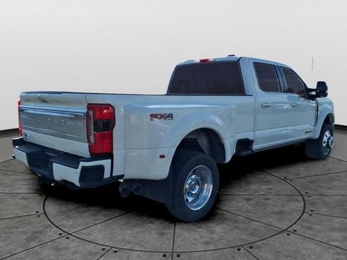 Used 2024 Ford F450 Limited w/ FX4 Off-Road Package AWD/4WD image 4