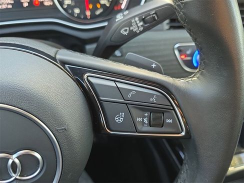 Used 2023 Audi A4 2.0T Premium w/ Convenience Package image 18