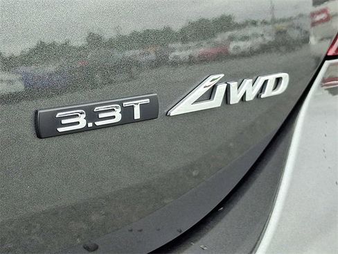 Used 2023 Genesis G70 3.3T w/ Sport Advanced Package image 34