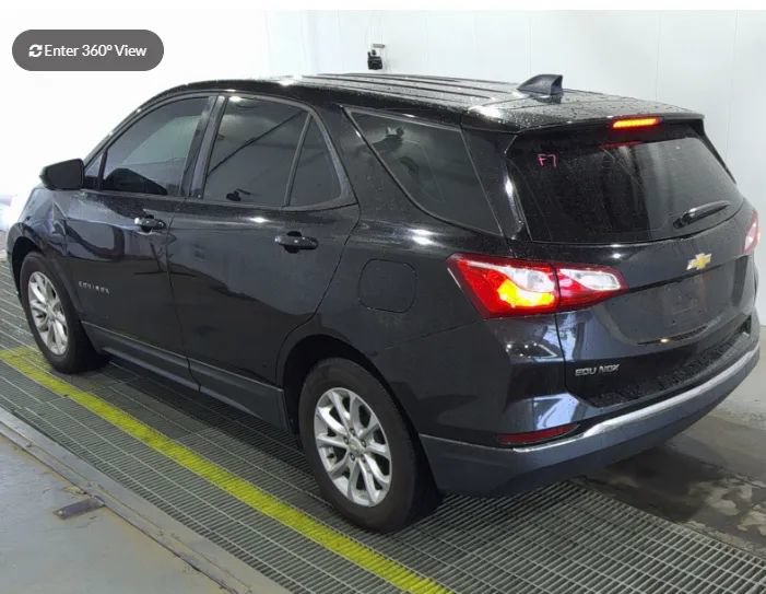 Used 2018 Chevrolet Equinox LS FWD image 3