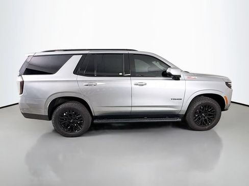 Used 2025 Chevrolet Tahoe Z71 w/ Comfort Package AWD/4WD image 9
