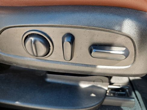 Used 2018 Chevrolet Traverse High Country image 26