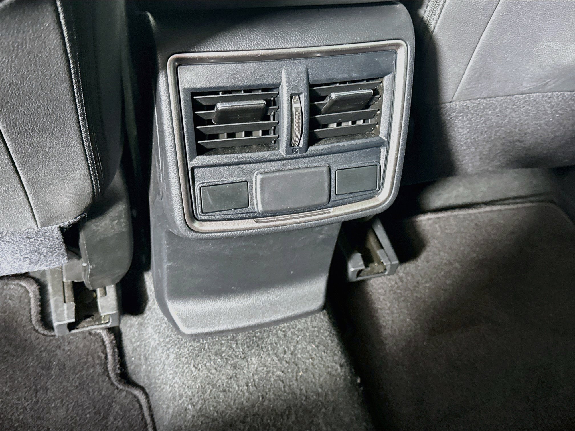Used 2023 Subaru Forester Premium AWD/4WD image 25