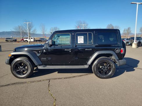 Used 2023 Jeep Wrangler Unlimited Sport image 11