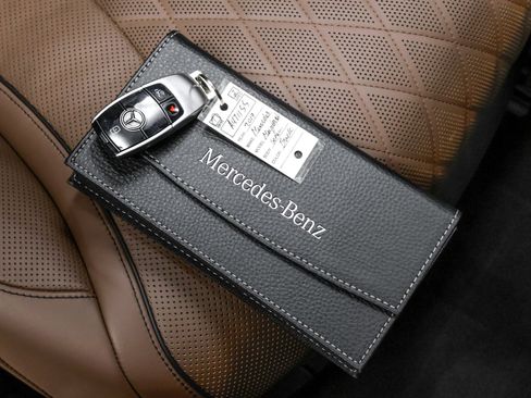 Used 2019 Mercedes-Benz Maybach S 560 4MATIC image 72