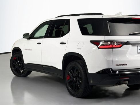 Used 2021 Chevrolet Traverse Premier w/ Redline Edition FWD image 15