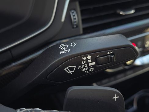 Used 2023 Audi S4 Premium Plus w/ Premium Plus Package image 43