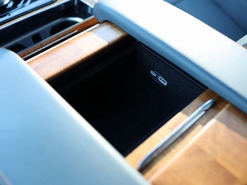 Used 2023 Jeep Grand Wagoneer Series II image 39