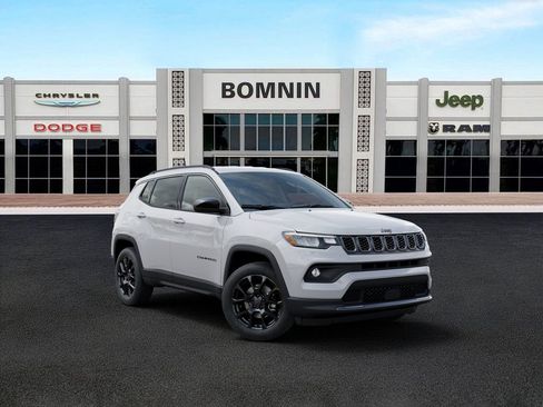 New 2026 Jeep Compass Latitude AWD/4WD image 5
