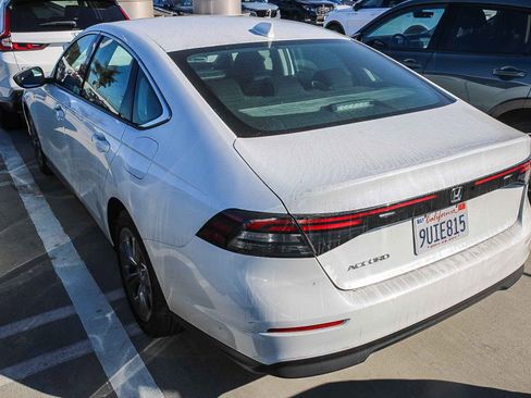 Certified 2024 Honda Accord EX image 3