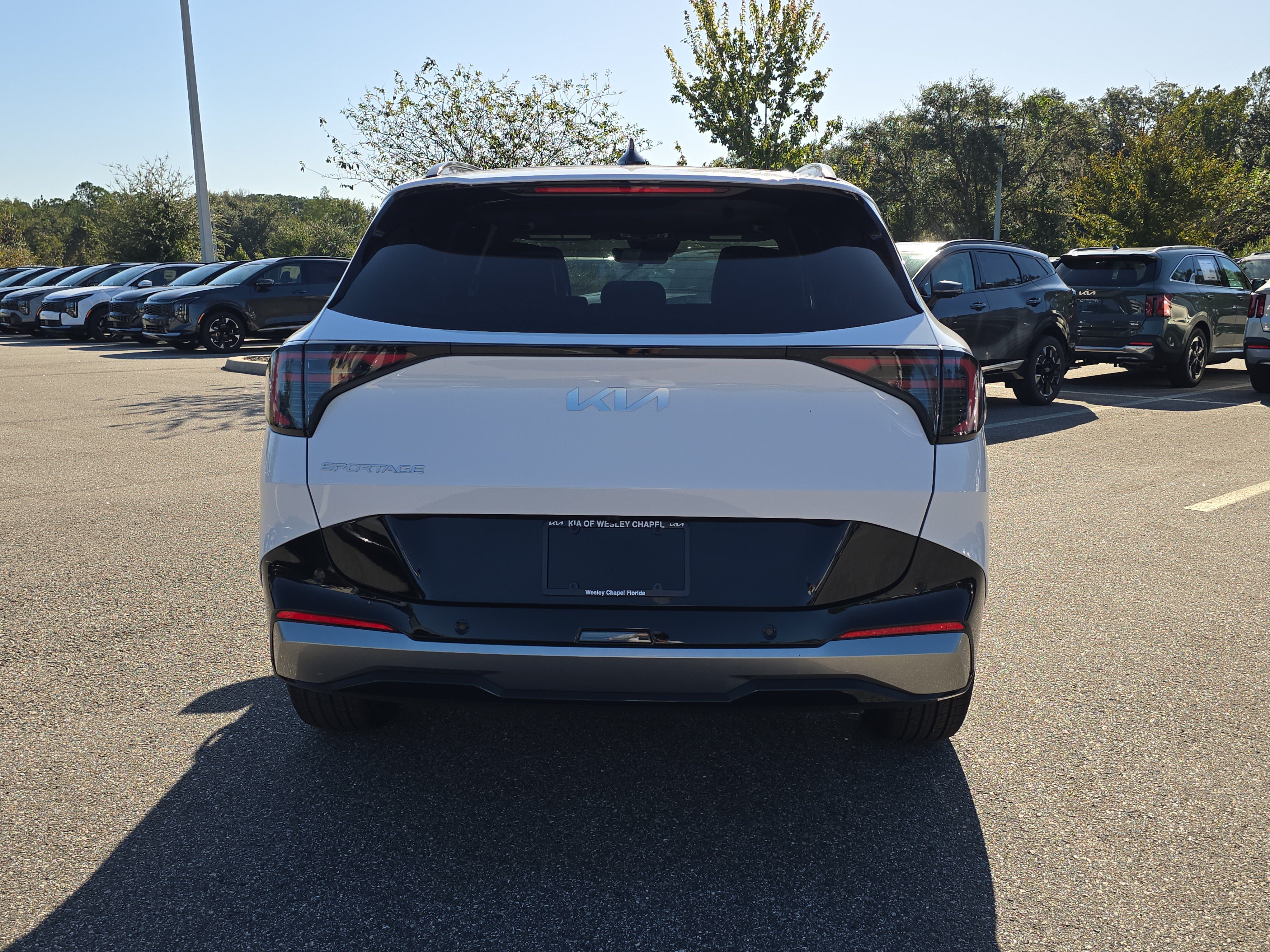 New 2027 Kia Sportage SX FWD image 7