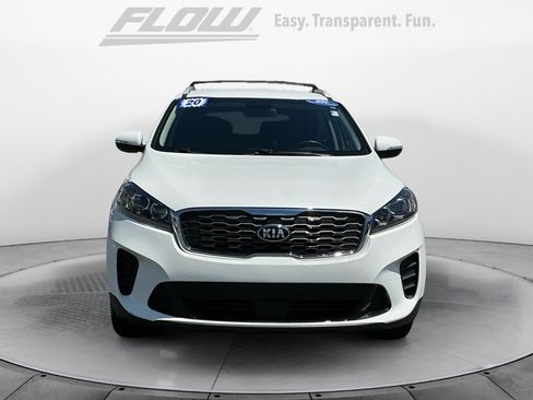 Used 2020 Kia Sorento LX w/ LX I4 Convenience Package FWD image 3