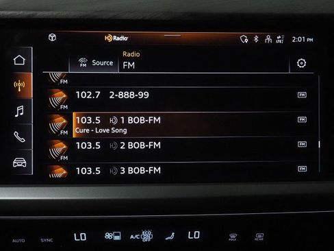 Used 2024 Audi Q4 e-tron Premium w/ Convenience Package AWD/4WD image 28