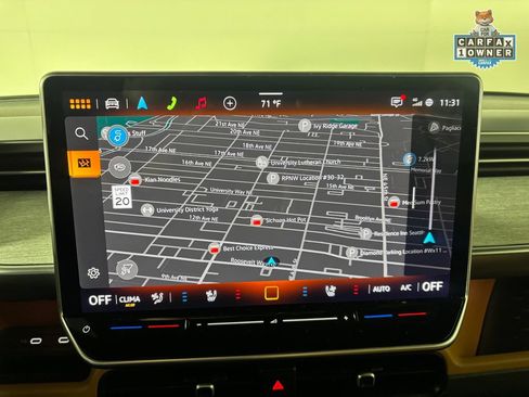 Used 2025 Volkswagen ID. Buzz Pro S Plus RWD image 21