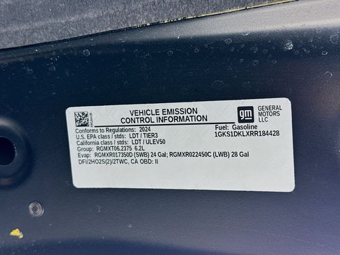 Used 2024 GMC Yukon Denali RWD image 21