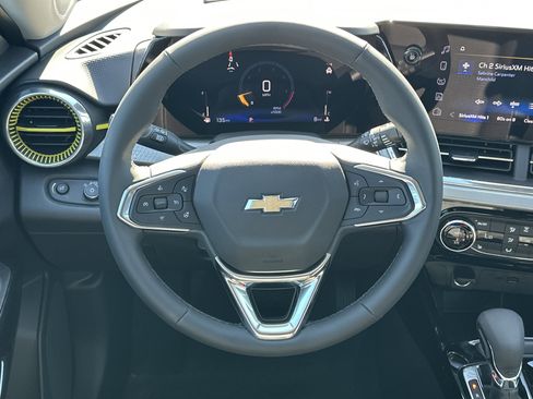 New 2026 Chevrolet Trax LT w/ Driver Confidence Package image 25