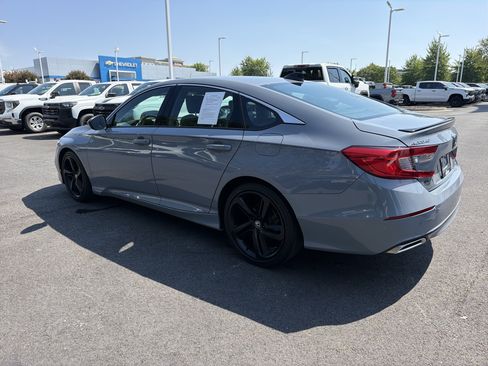 Used 2022 Honda Accord Sport image 8